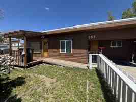 featured image of 235 Curtis St