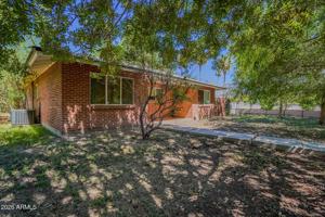 featured image of 351 E Encanto Dr