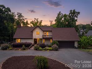 256 Greenbay Rd - Photo 3 of 43