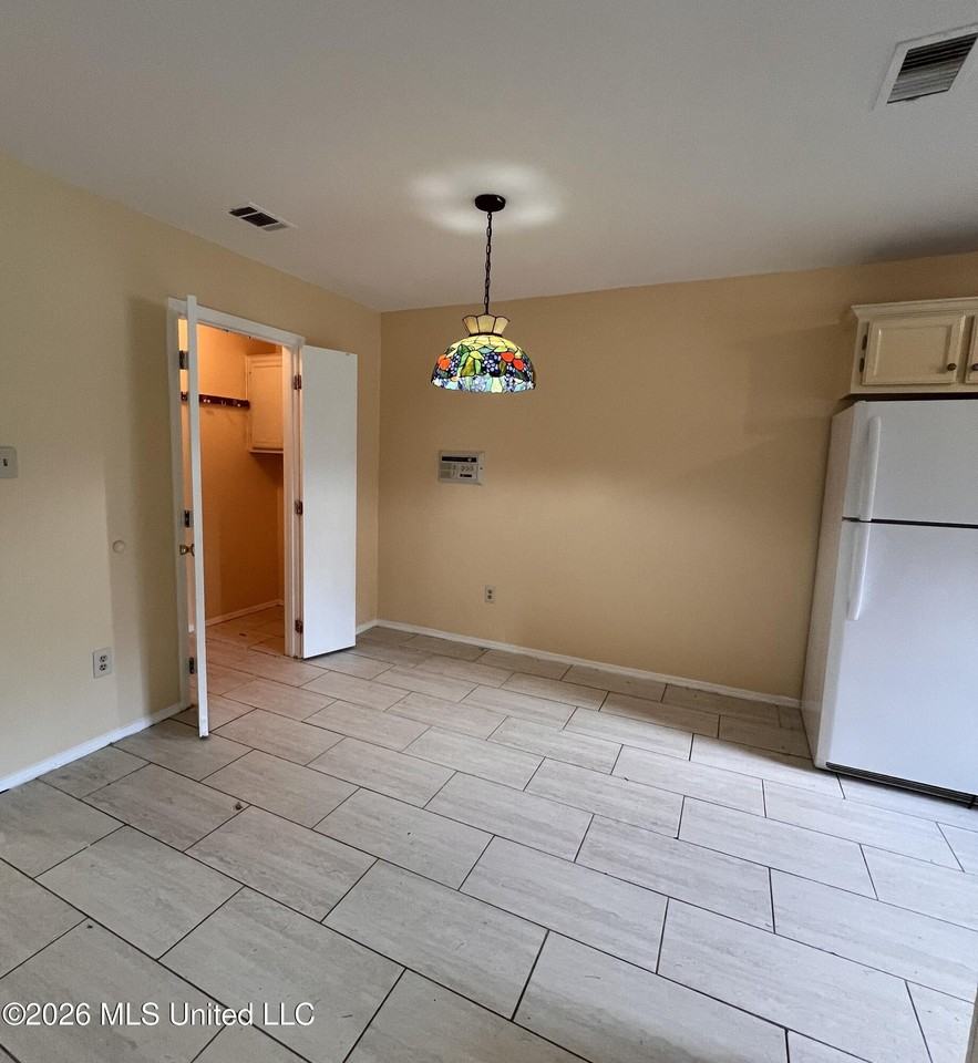 13452 Windridge Dr - Photo 3 of 5