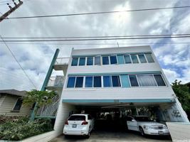 featured image of 2618 Maunawai Pl #2