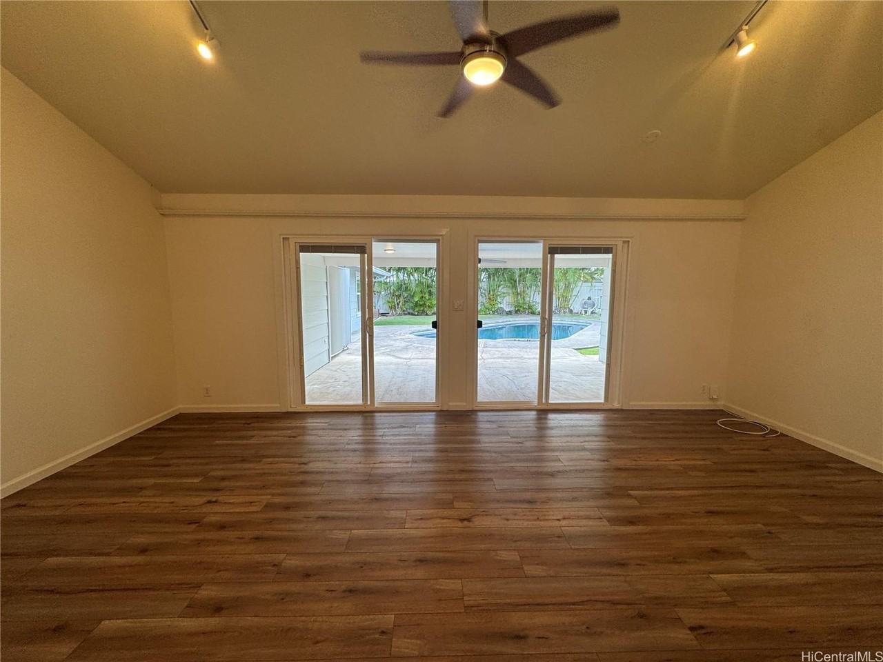 279 Hamakua Dr - Photo 7 of 16