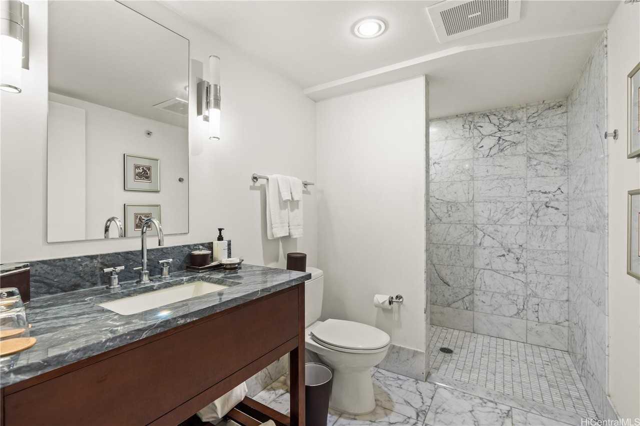 223 Saratoga Rd #1115 - Photo 5 of 21