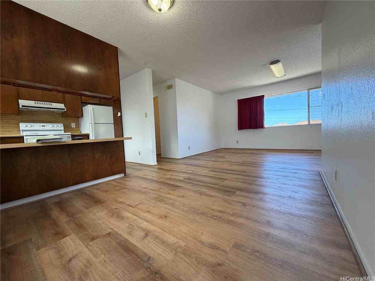 1849 9th Ave - Photo 2 of 7
