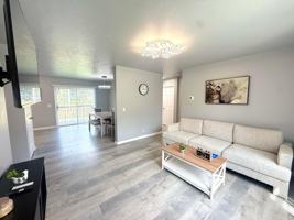 featured image of 2244 Taft St