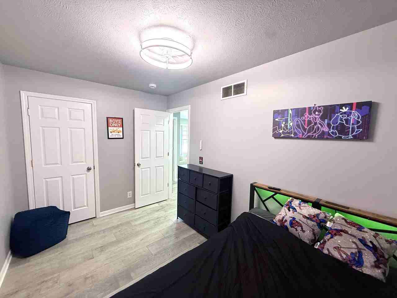 2244 Taft St - Photo 5 of 29