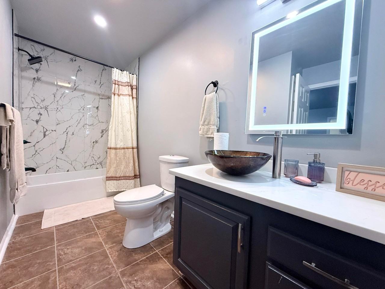 2244 Taft St - Photo 7 of 29