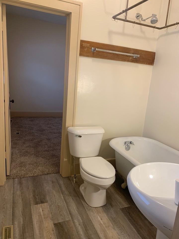 239 Greenwood - Photo 7 of 13