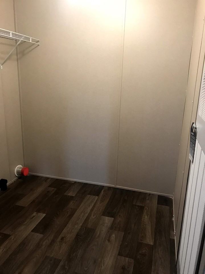 3019 Douglas Rd - Photo 2 of 12