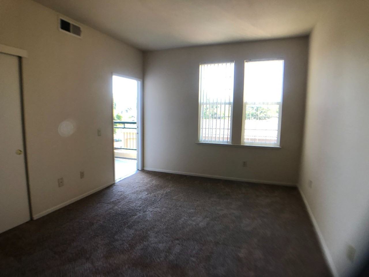 Mountainview Villas - Photo 2 of 7