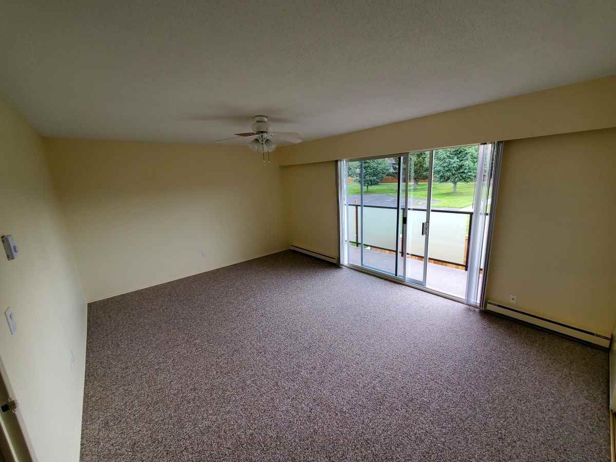 1780 Forest Rd - Photo 7 of 17