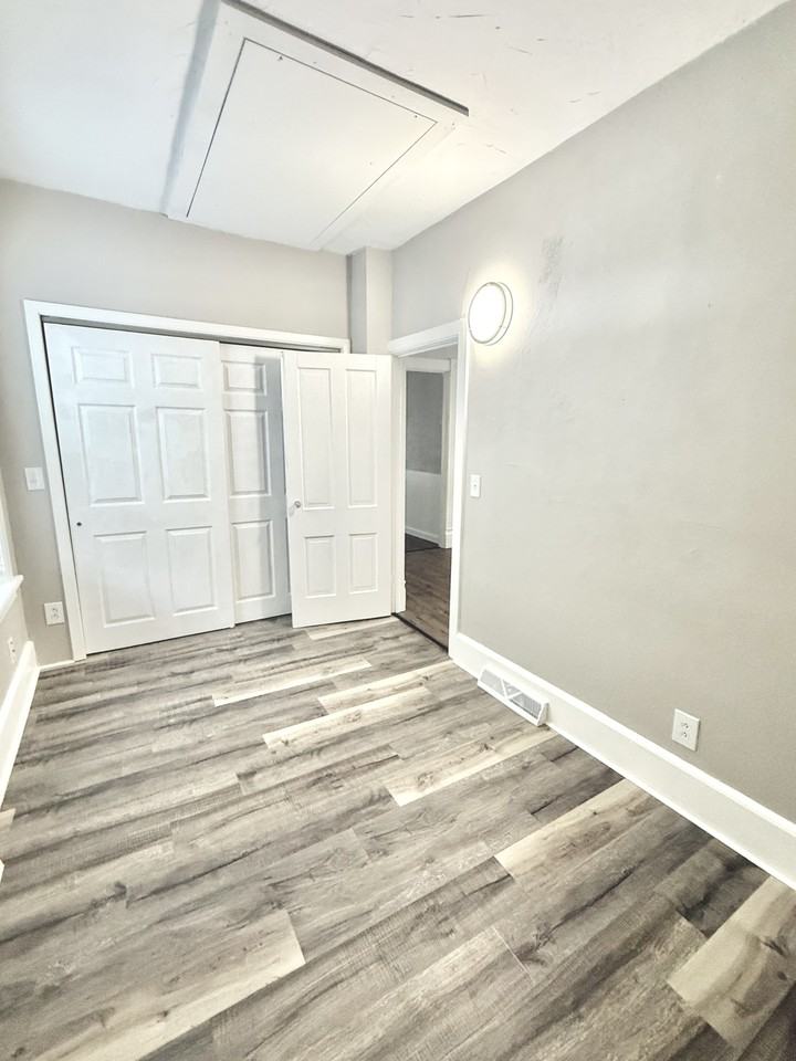 1416 Lincoln Ave - Photo 3 of 10