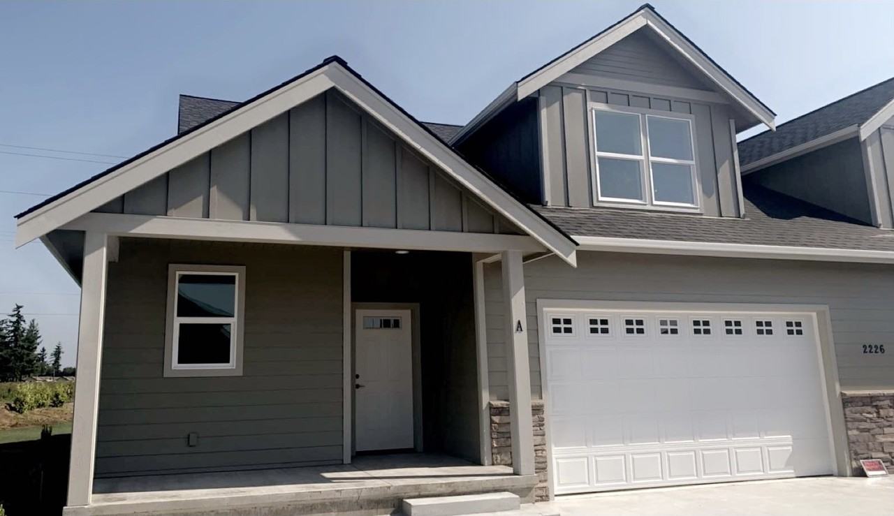 2226 Berryman Loop #A - Photo 7 of 11