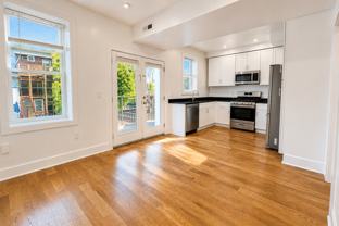 727 Quebec Pl - Photo 1 of 1