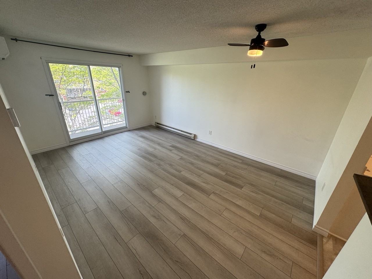 316 Kingsdale Avenue - Photo 3 of 11