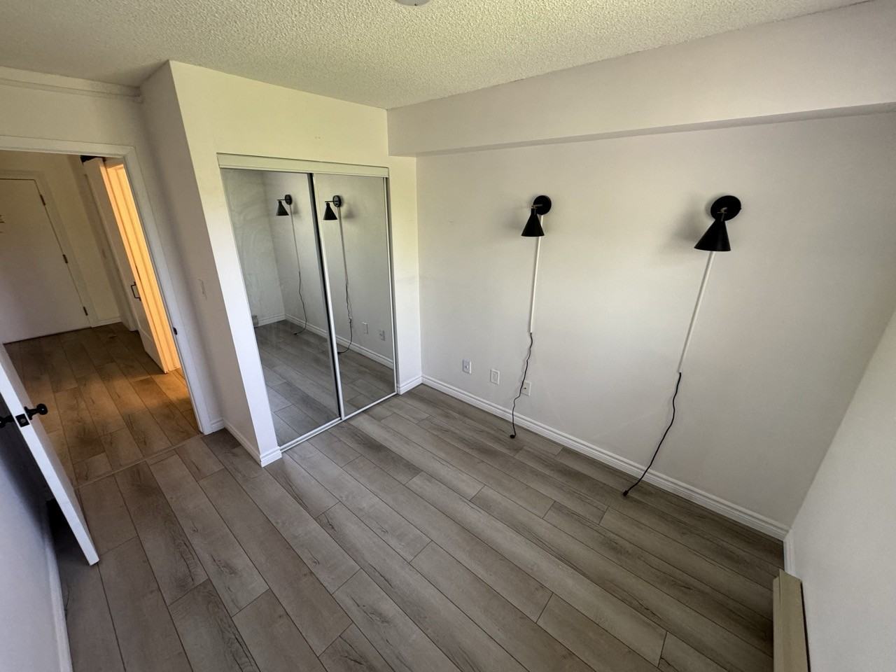 316 Kingsdale Avenue - Photo 4 of 11