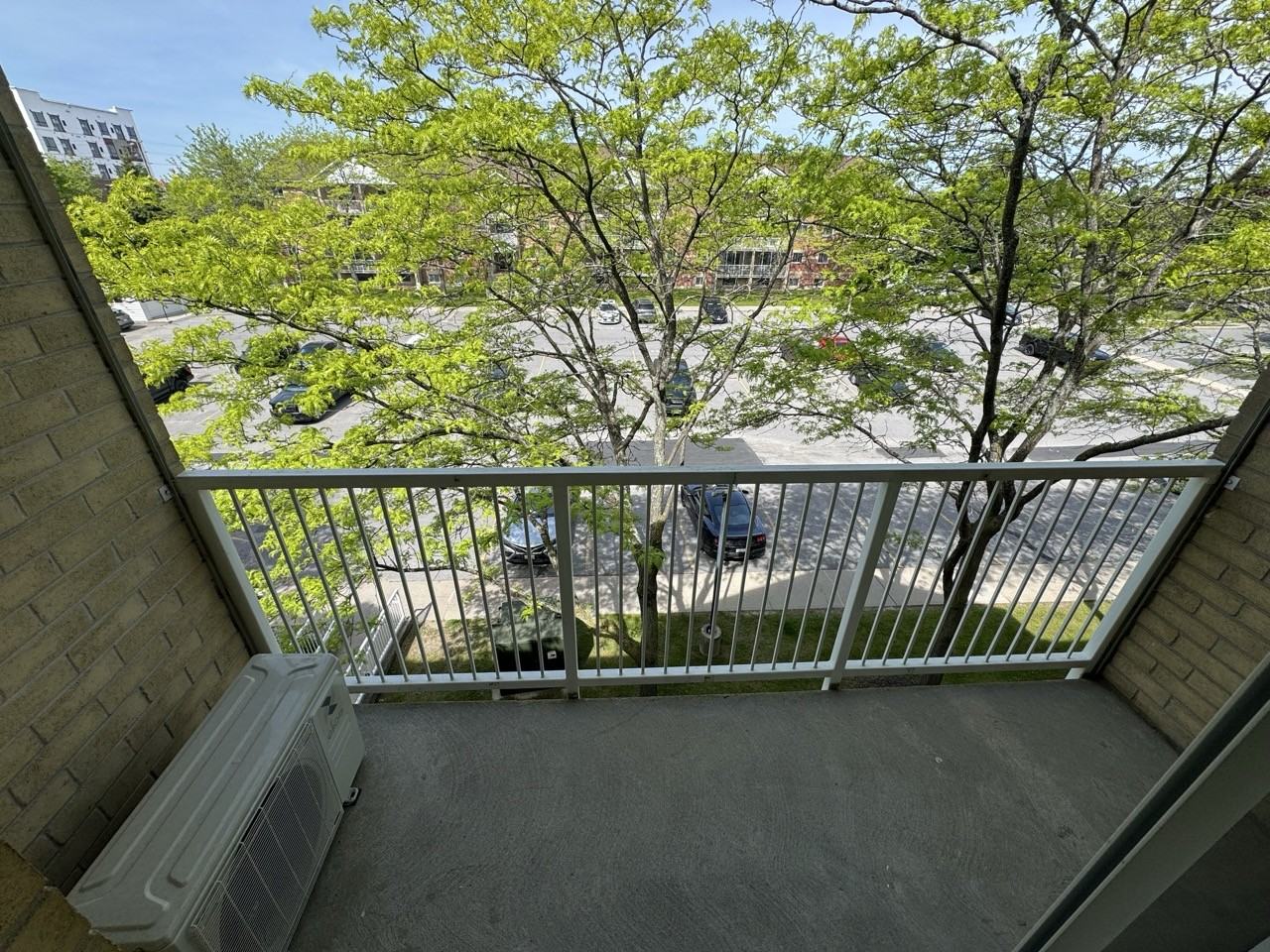 316 Kingsdale Avenue - Photo 6 of 11