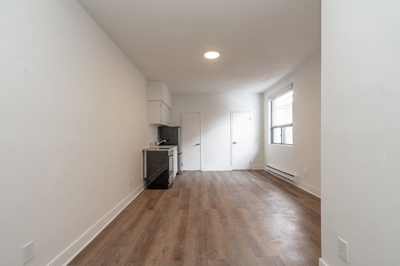 28 Maynard Avenue - Photo 6 of 10