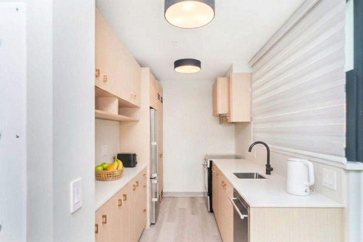 Kirya Apartments - Photo 5 of 9