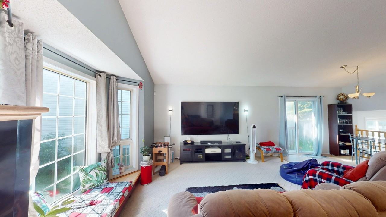 44 Covington Mews Ne - Photo 4 of 22