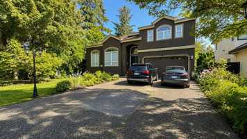 featured image of 14036 90 Avenue