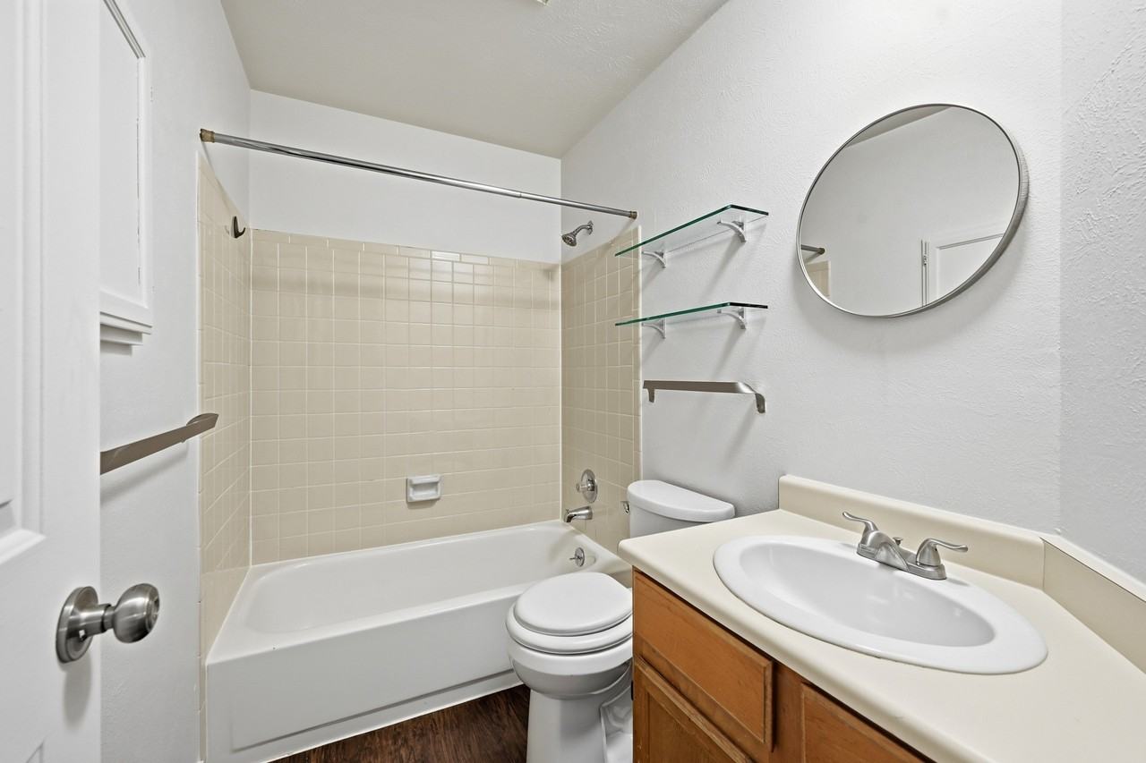 4763 White Rock Cir #6F - Photo 3 of 19