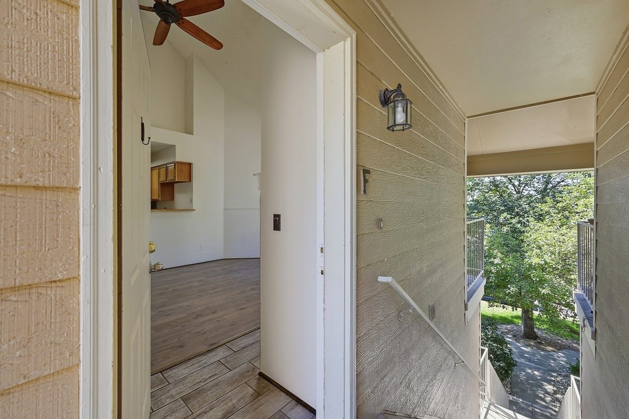 4763 White Rock Cir #6F - Photo 5 of 19