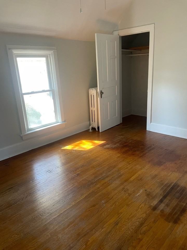 1015 Madison St - Photo 4 of 10