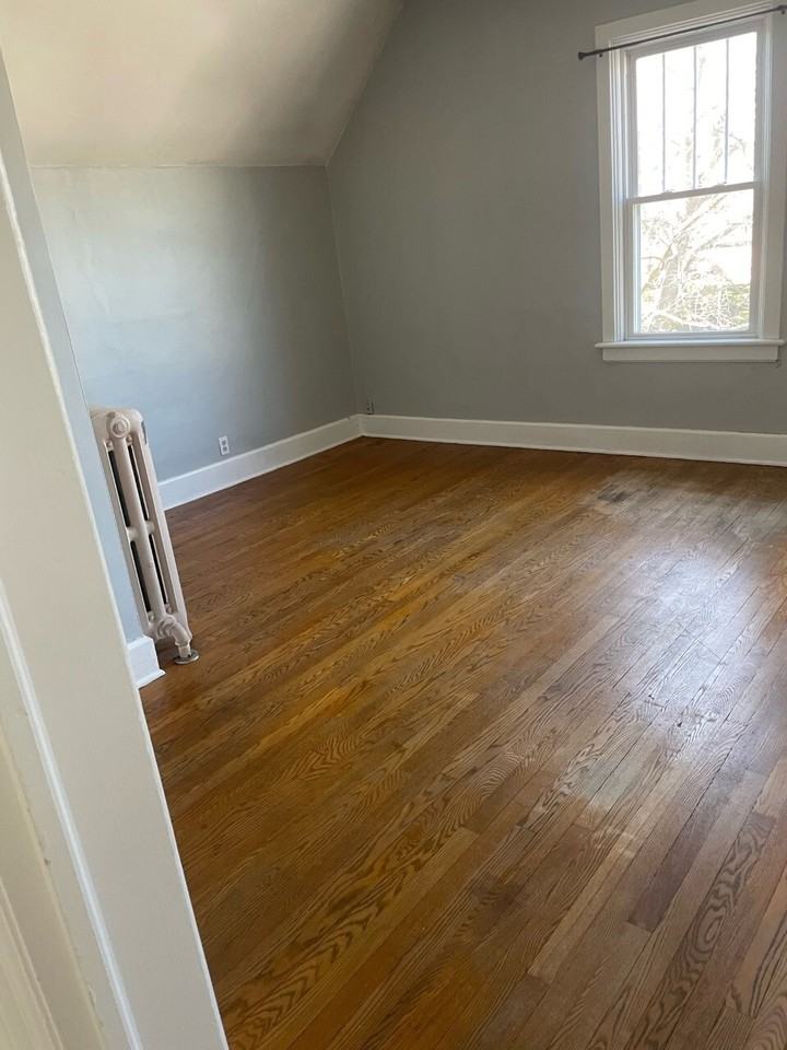 1015 Madison St - Photo 7 of 10