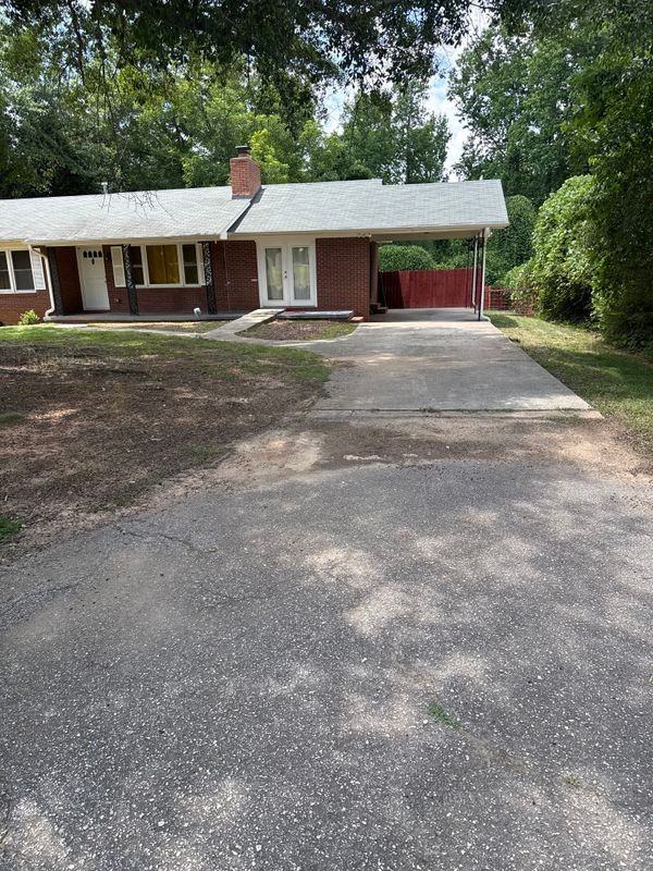 5939 Cleveland Hwy - Photo 2 of 34