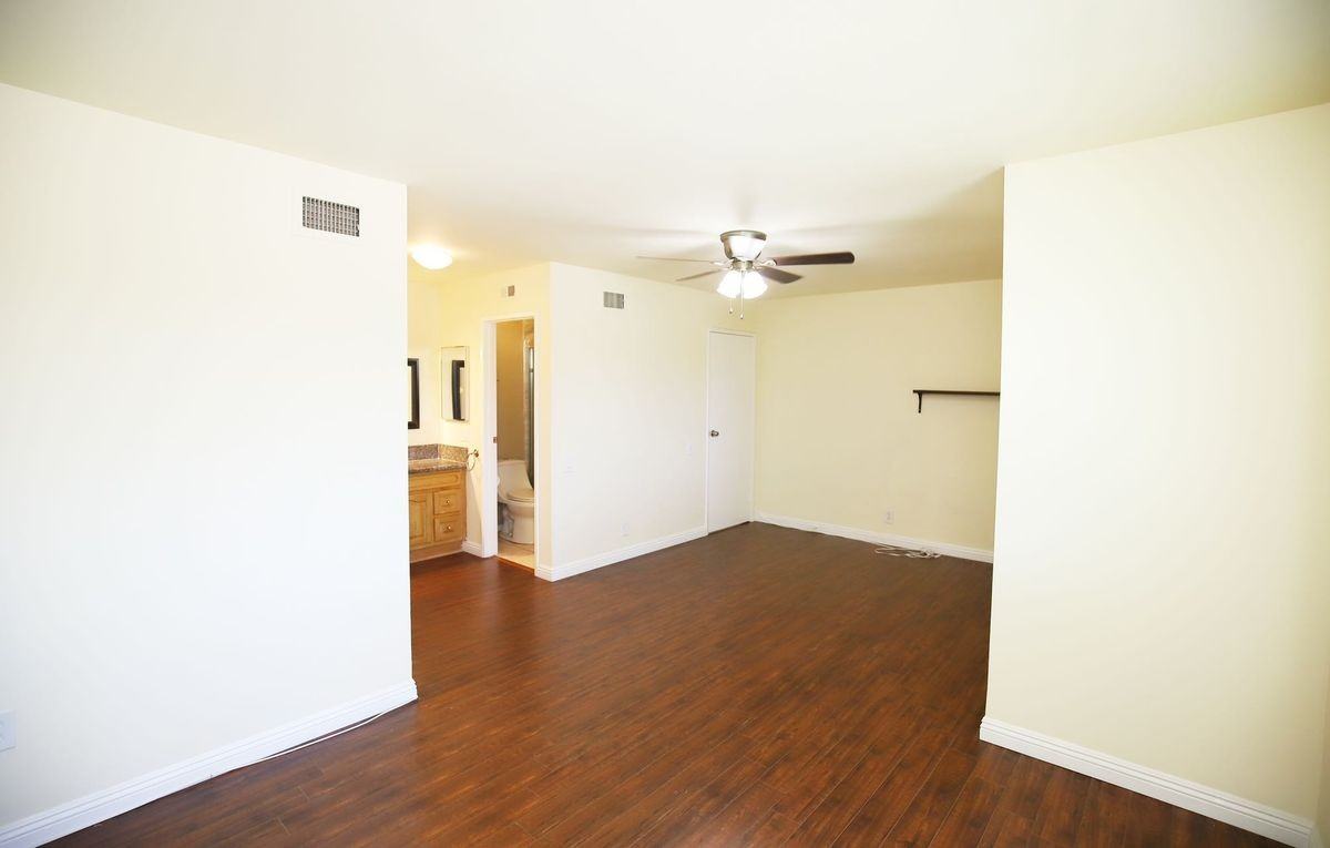 16317 Sierra Ridge Way - Photo 6 of 41