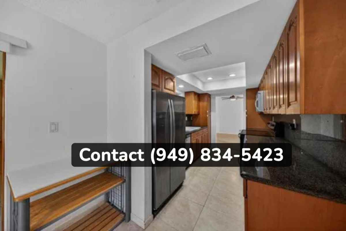 4230 Nw 3rd Way - Photo 4 of 17
