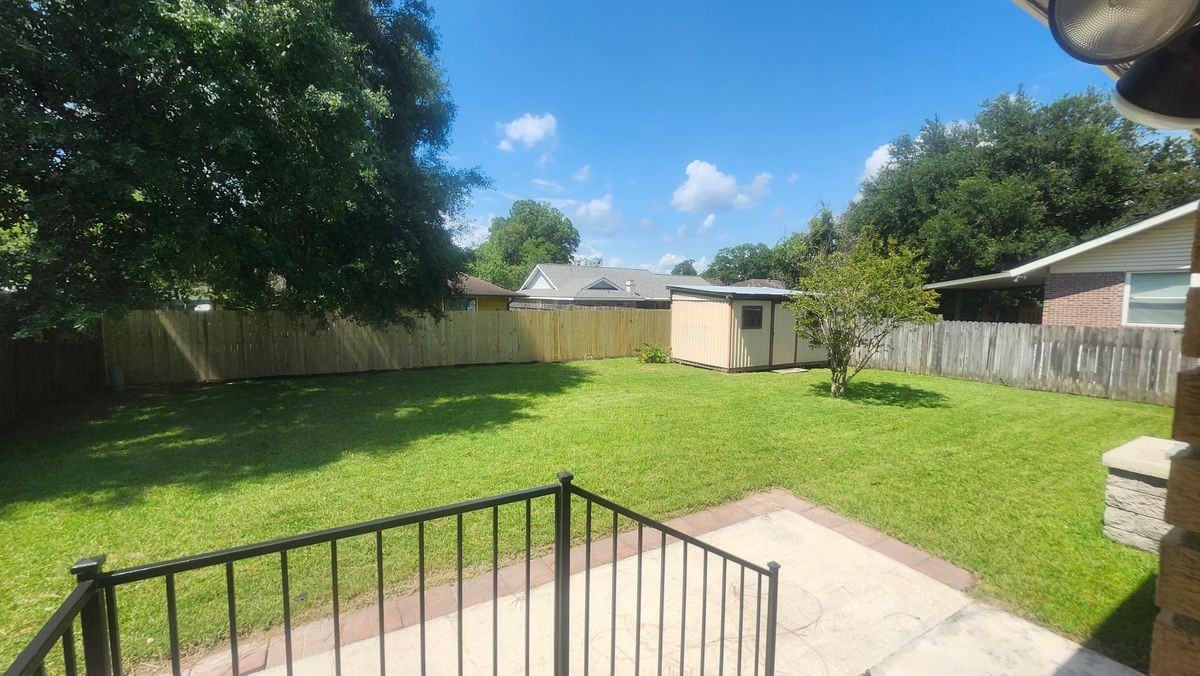 206 Canberra Ct - Photo 3 of 9