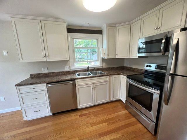 11 Vine St - Photo 3 of 13