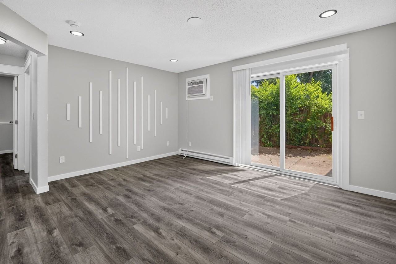 1645 Nw 84th St #3 - Photo 3 of 15
