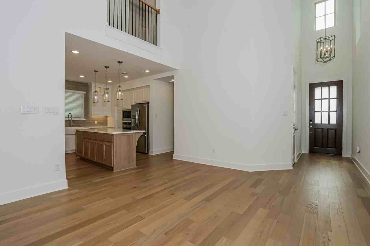 2852 Holland Ct - Photo 2 of 38