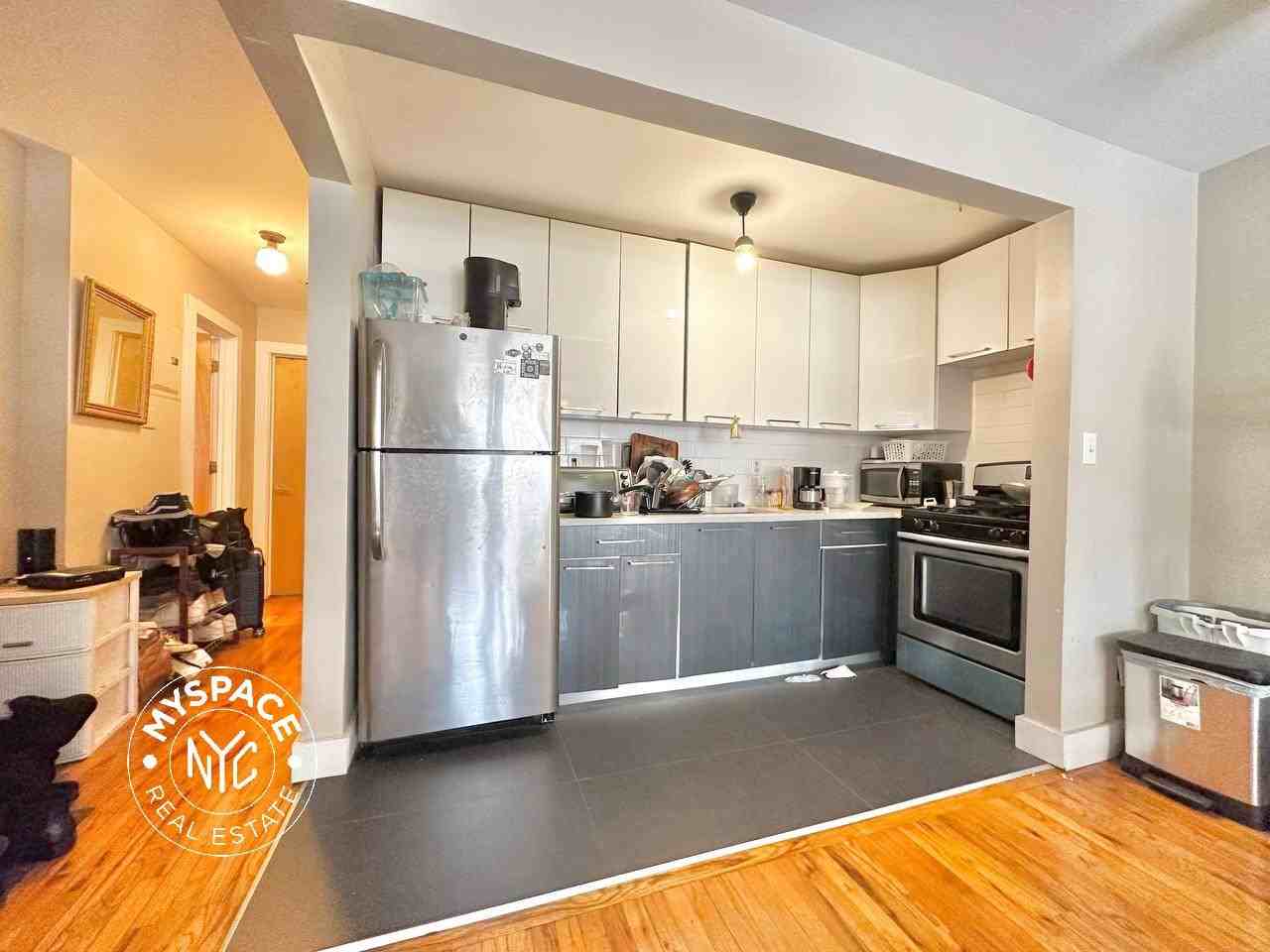 286 Eldert St #3 - Photo 3 of 8