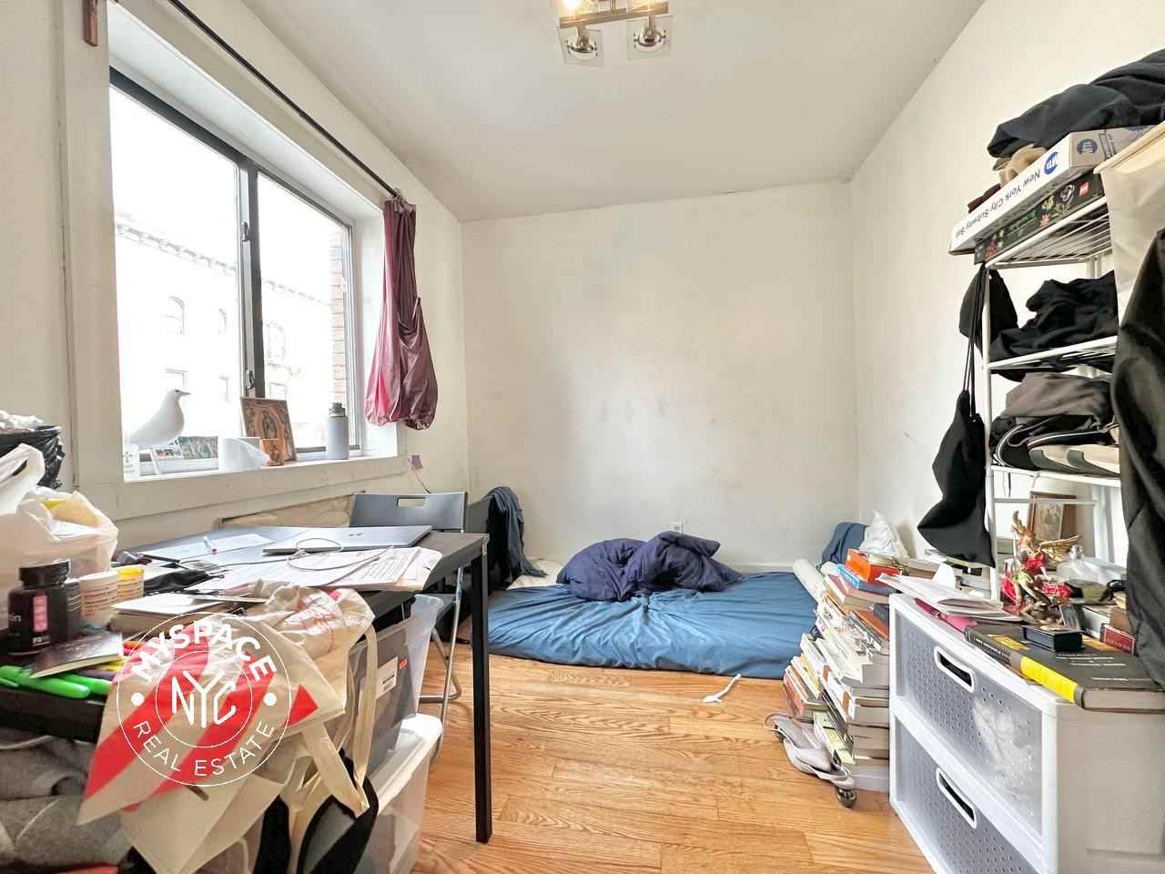 286 Eldert St #3 - Photo 5 of 8