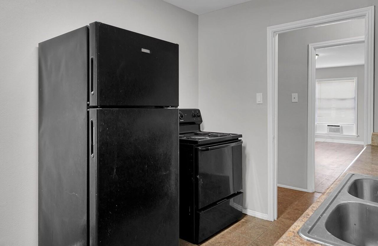 2712 Mitchell Ave - Photo 7 of 21