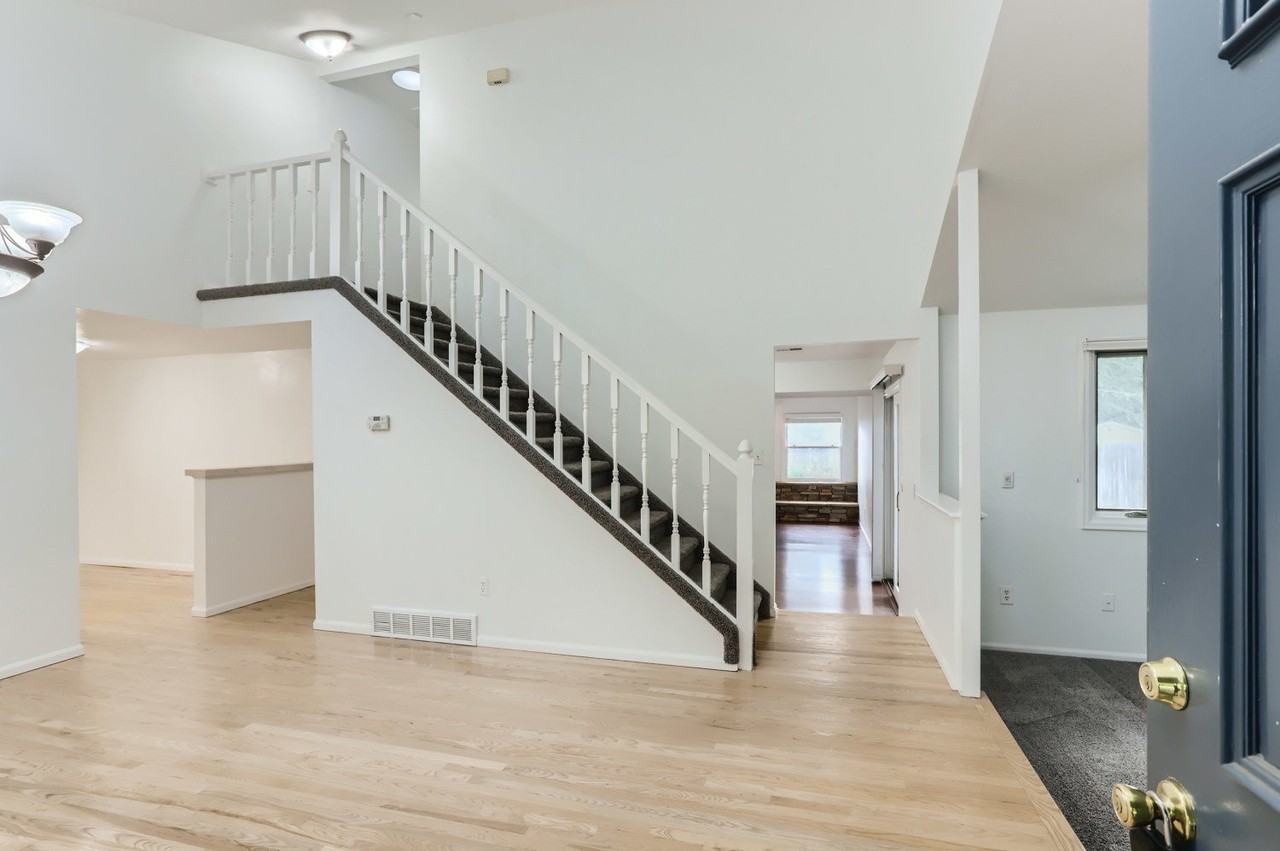 7308 Timothy Pl - Photo 4 of 23