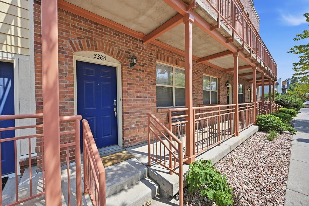 5388 Allison St - Photo 3 of 35