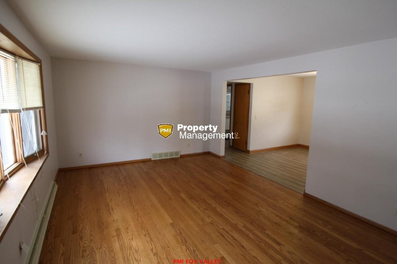 1801 S Telulah Ave - Photo 5 of 22