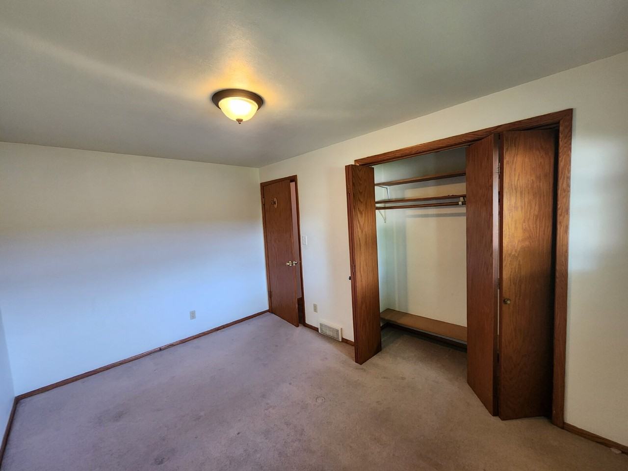 1736 E Amelia St - Photo 6 of 10