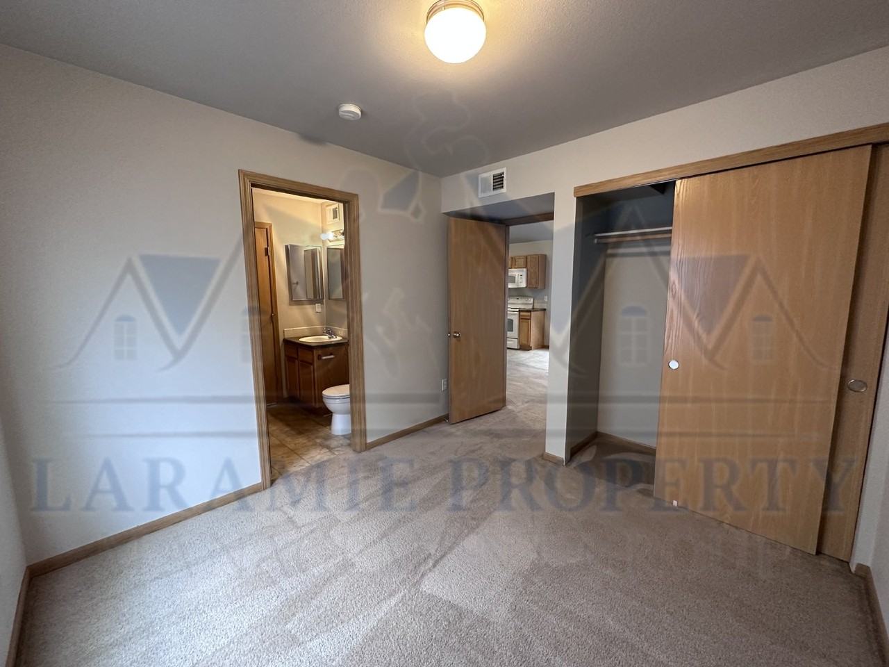 415 Mitchell St Unit F4 - Photo 3 of 16