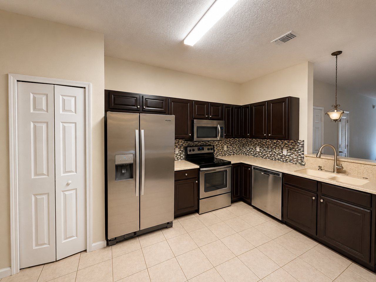 485 Scrub Jay Dr - Photo 2 of 9