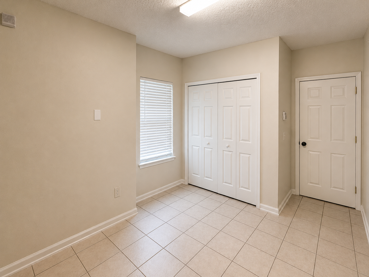 485 Scrub Jay Dr - Photo 3 of 9