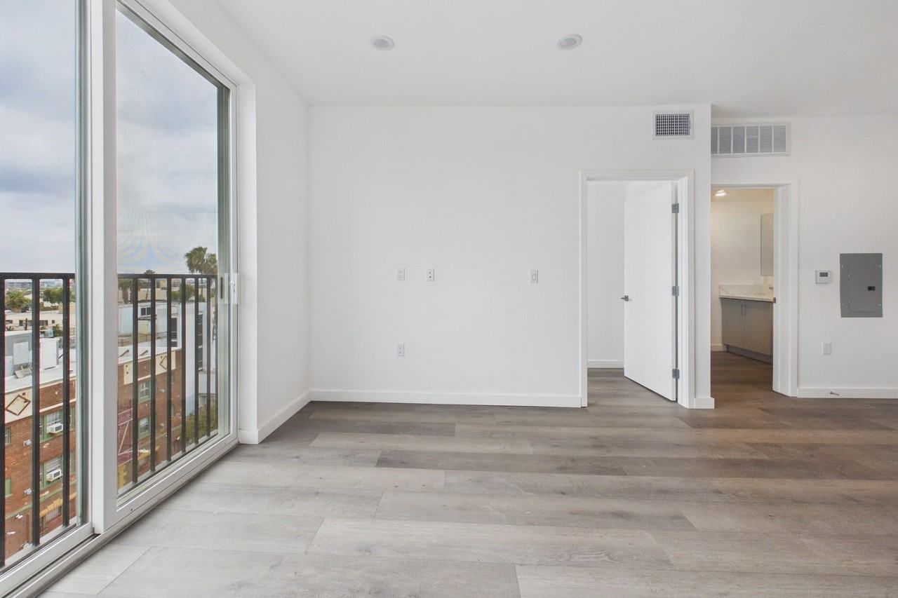 Diamante Apartment Homes - Photo 7 of 40