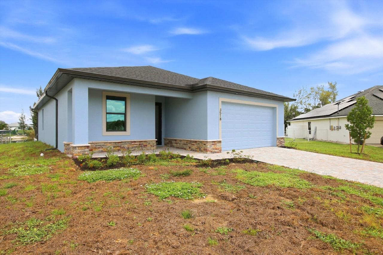 3518 Ne 21st Pl - Photo 2 of 33