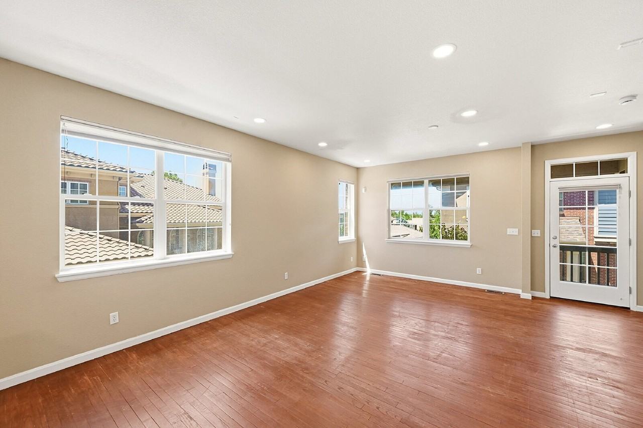7452 E 7th Ave #16 - Photo 5 of 35