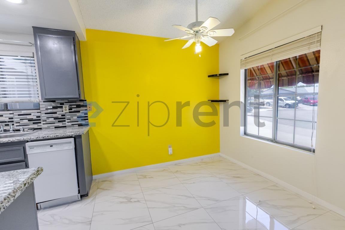 28238 Corte Retiro - Photo 6 of 32